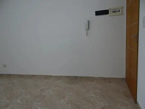 Departamento 3 amb al frente con balcon