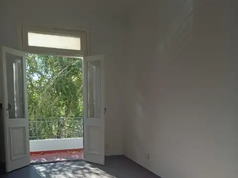 Antonio Malaver 1674 , Piso 1