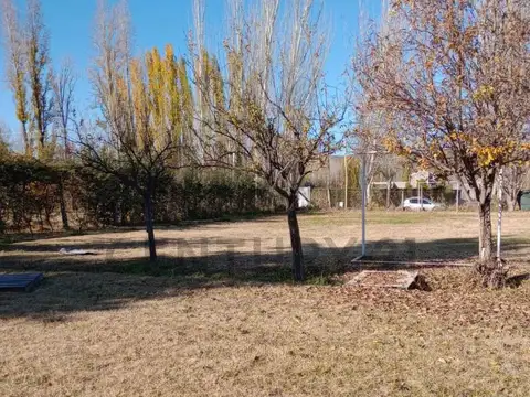 C21 López vende Lote de 1707,75 m2.  Luján de Cuyo.