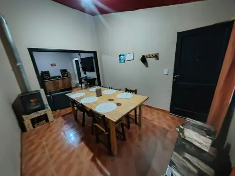 VENTA CASA 4 AMBIENTES PTE DERQUI PILAR