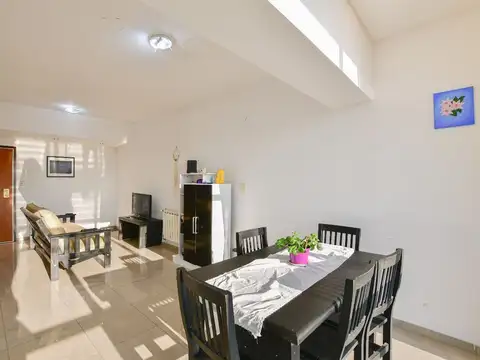 VENTA DEPTO DE DOS DORMITORIOS EN ZONA CENTRO