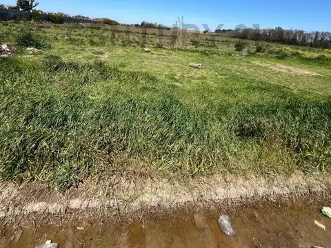 Malvinas y Ruta 14 , Piso 0