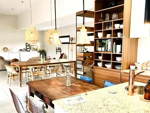 Venta casa 6 amb en Haras Santa Maria, Escobar.