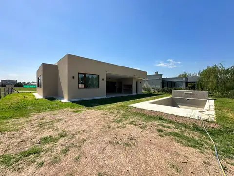 Casa en Venta al Noroeste