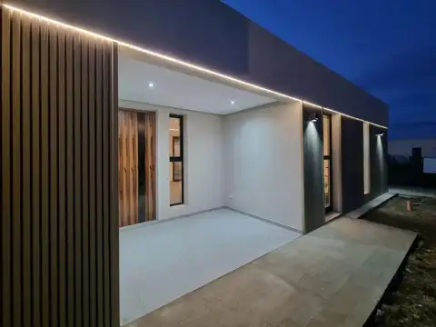 Casa en Venta en San Sebastian, USD 255.000