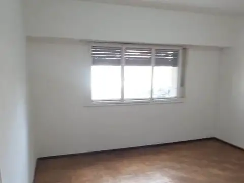 Casa  frente 2 dormitorios Amenabar 1900