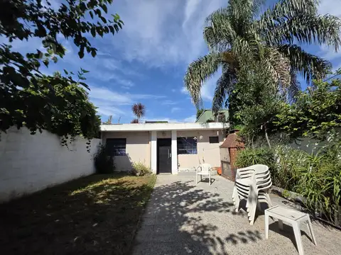 Casa en Venta con 4 cocheras