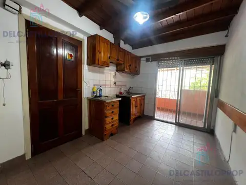Depto Tipo Casa en Venta en Victoria, USD 98.000