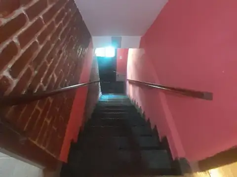 Depto Tipo Casa 4 ambientes con 2 baños