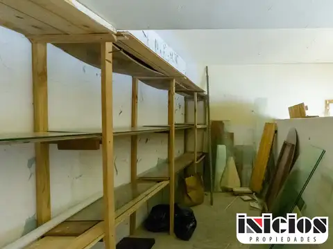 Local En Alquiler: Yrigoyen N° 131 E/ Marano Y Diag. Rivadavia - Mar De Ajo - AC59