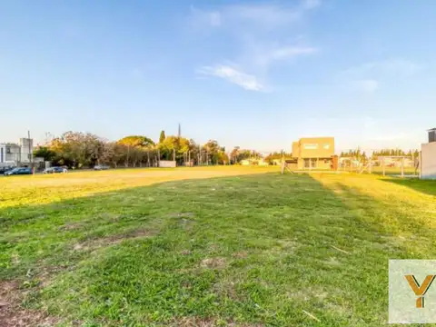 Terreno en venta - 325mts2 - Altos de Lacroze, Manuel B. Gonnet, La Plata