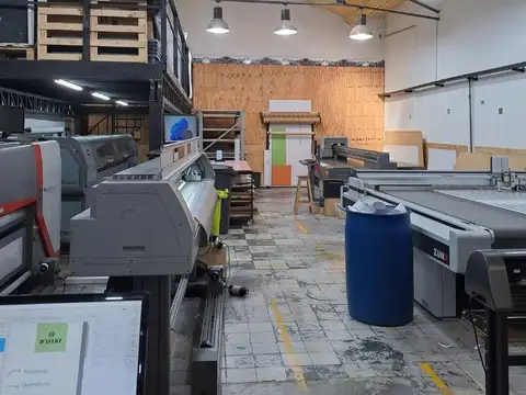 Luis Viale 100