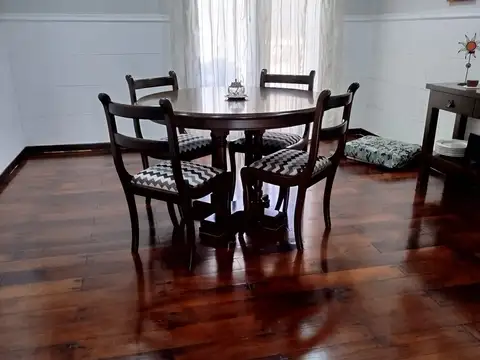 Casa 5 ambientes con 1 baño