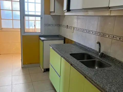 Departamento 5 ambientes con 3 baños