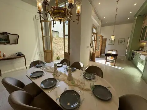 CASA DE TRES DORMITORIOS VENTA PILETA Y PATIO EXCLUSIVOS PICHINCHA ROSARIO