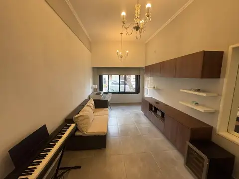 Casa 3 ambientes con 2 baños