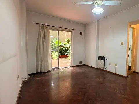 DEPARTAMENTO EN VENTA UN DORMITORIO PATIO CENTRO