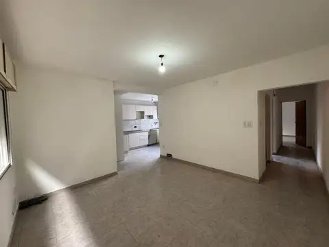 Depto Tipo Casa en Venta de 3 ambientes