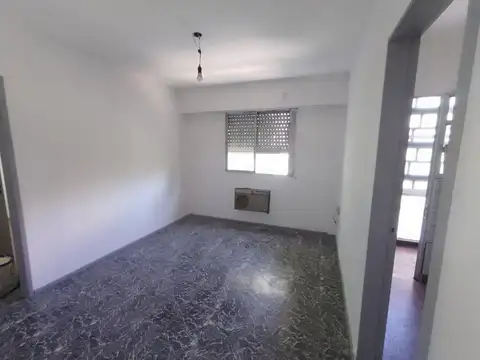 Departamento en Alquiler en Remedios De Escalada, $ 500.000