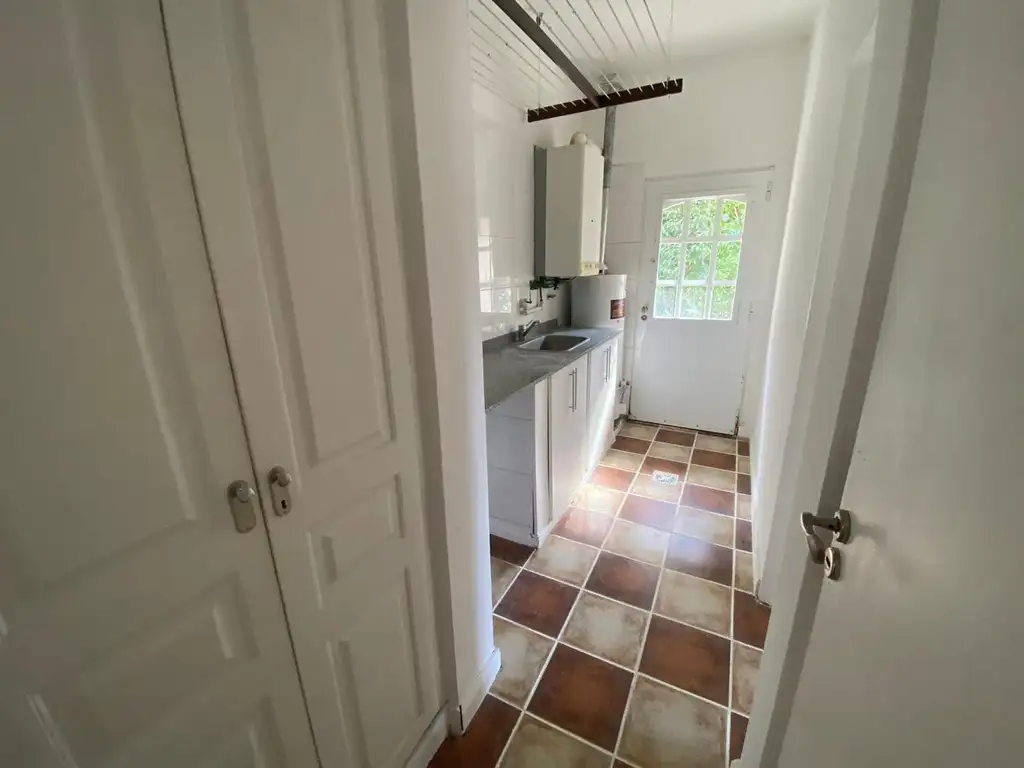 Casa en Saint Matthews