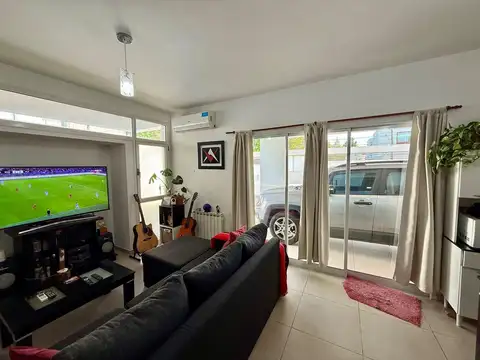 Depto Tipo Casa en Venta de 2 dormitorios
