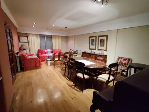Casa en Venta en Villa Saenz Peña, USD 350.000