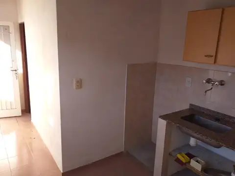 Depto Tipo Casa en Alquiler en Rosario, $ 130.000