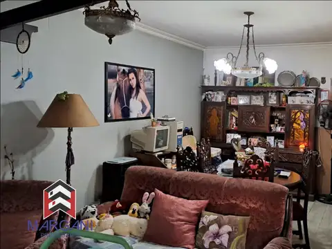 Casa en Venta con 5 cocheras