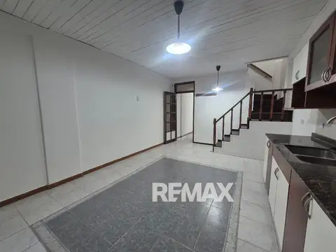 Depto Tipo Casa en Alquiler 36 años
