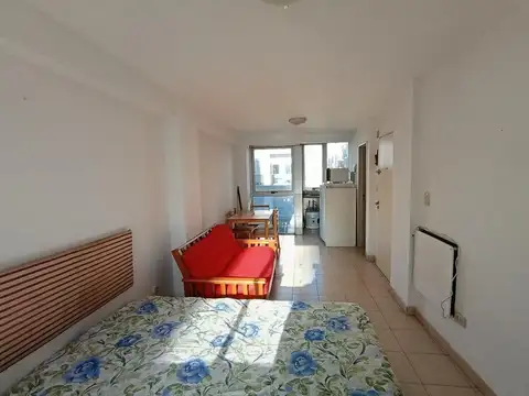 ALQUILER 24 MESES DEPTO UN AMBIENTE A LA CALLE