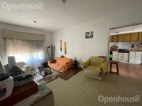 Casa 4 ambientes con 1 baño