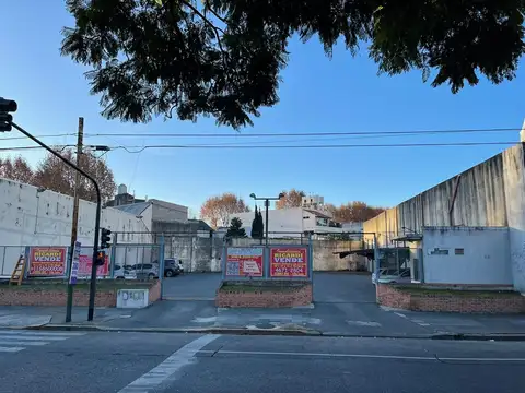 Terreno en Venta 34  mts Fondo