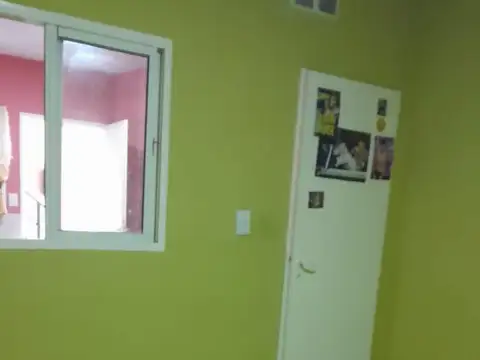 Departamento en Alquiler en Gonzalez Catan, $ 320.000