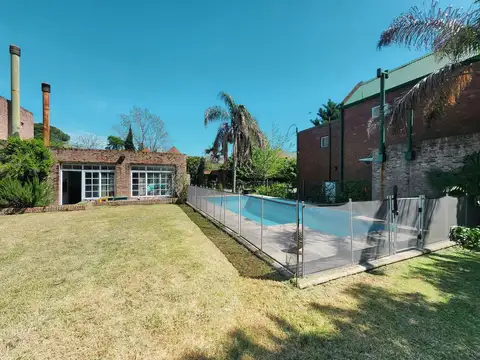 Juan Jose Paso al 8700