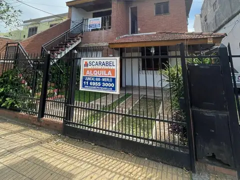 Depto Tipo Casa en Alquiler de 3 ambientes