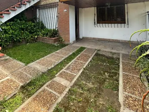 Depto Tipo Casa en Alquiler en Merlo, $ 980.000