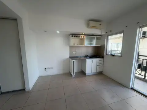 ALQUILER DE MONOAMBIENTE EN FLORES CON AMENITIES