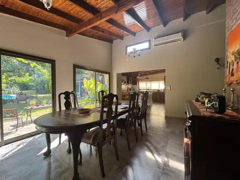 Casa 6 ambientes con 3 baños