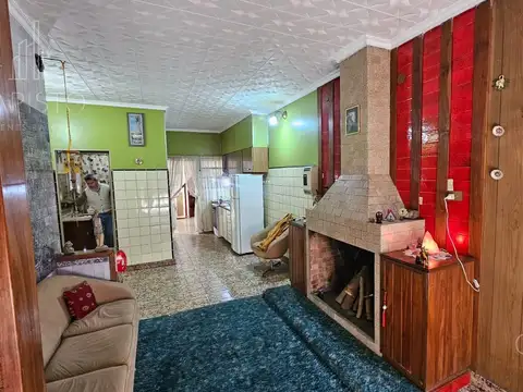 Casa en 5 ambientes 3 cuartos en San Andrés con pileta!