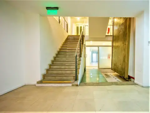 ALQUILER OFICINAS ABASTO. 1.250 M2 - TERRAZA