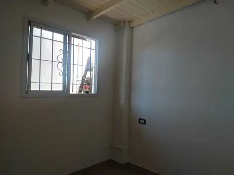 Depto Tipo Casa en Alquiler de 1 dormitorio