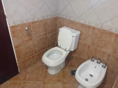 Depto Tipo Casa 2 ambientes con 1 baño