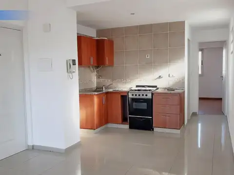 Departamento en Alquiler en Haedo, $ 600.000