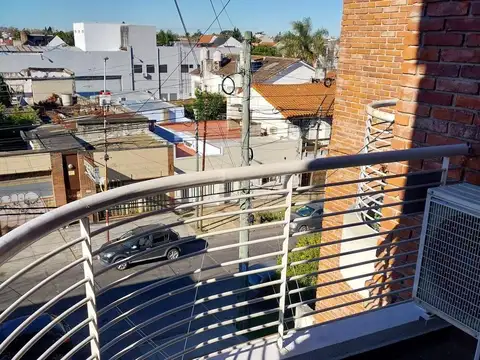 Departamento de dos ambientes en alquiler en Haedo Sur
