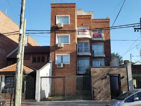 Departamento de dos ambientes en alquiler en Haedo Sur