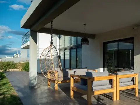 Casa en Venta en Juana Koslay, USD 360.000