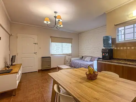 Depto Tipo Casa 2 ambientes con 1 baño