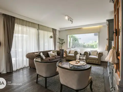 Casa 4 Dormitorios con jardín y pileta - San Sebastián - Funes | Venta