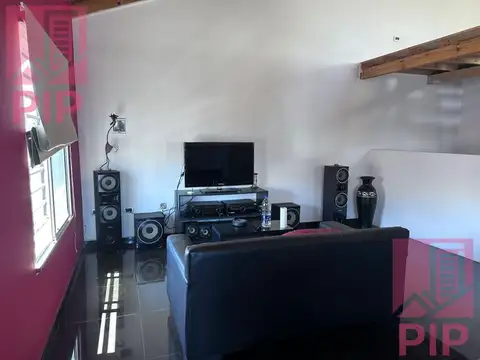 Depto Tipo Casa en Venta de 2 dormitorios