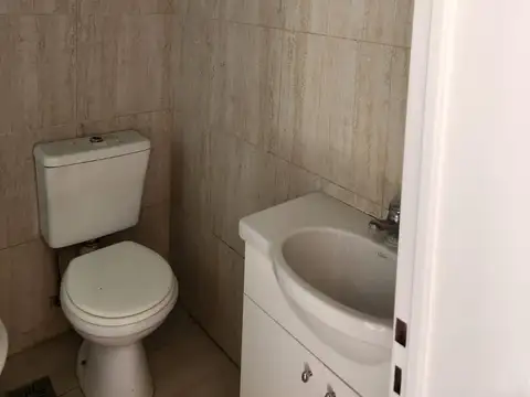 Alquiler Oficinas y Consultorios de  65 mts Northside km 52 Panamericana Pilar